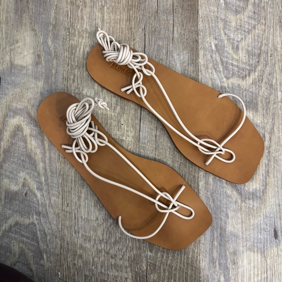 ALOHAS Beige Strappy Sandals - Picture 5 of 8